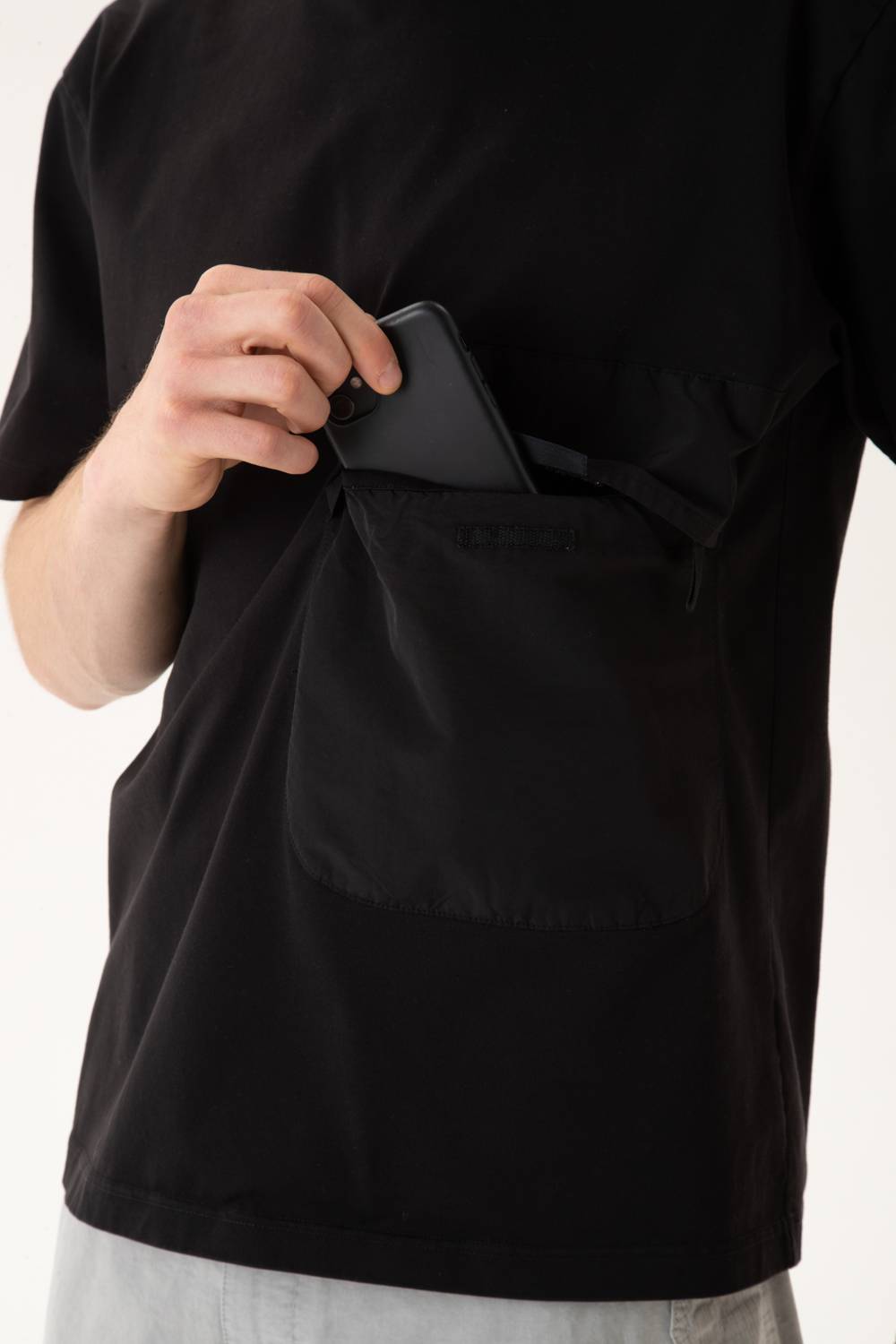 NemeN NMN_E23151T_111 [ASH JUMBO POCKET COMPACT TSHIRT] In Vendita