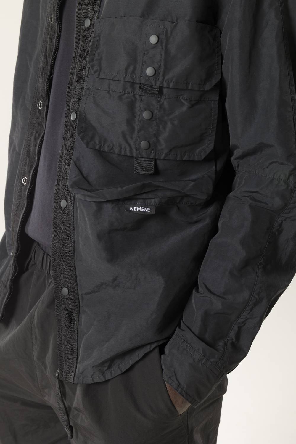 NemeN NMN_E22230_111 [CLEO ZIPPED CARGO SHIRT] Italia