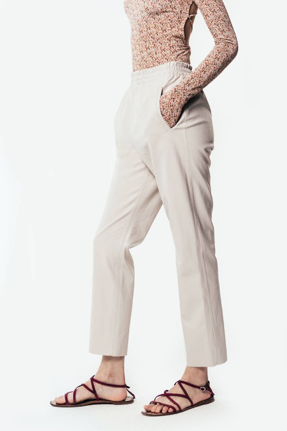 Kristina Ti BIANCA - Eco-leather joggers Offerta