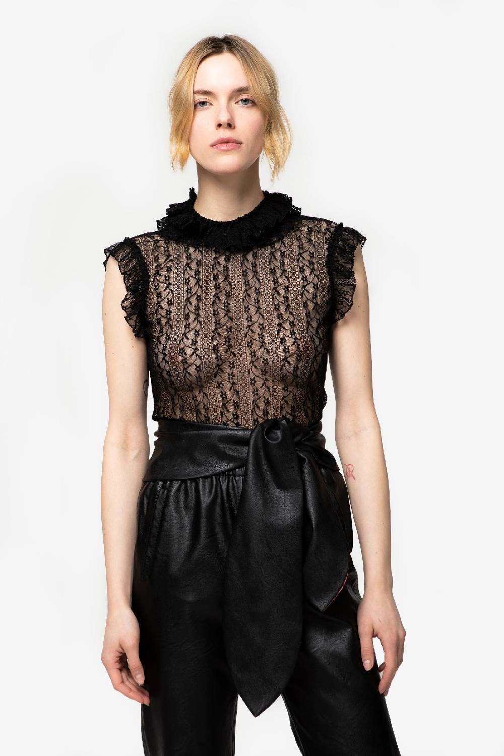 Kristina Ti HESTER - Undress lace top Negozio