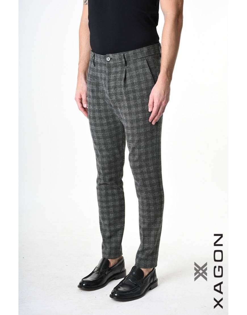 La haine inside us PANTALONE 1PBERPA Nero In Vendita