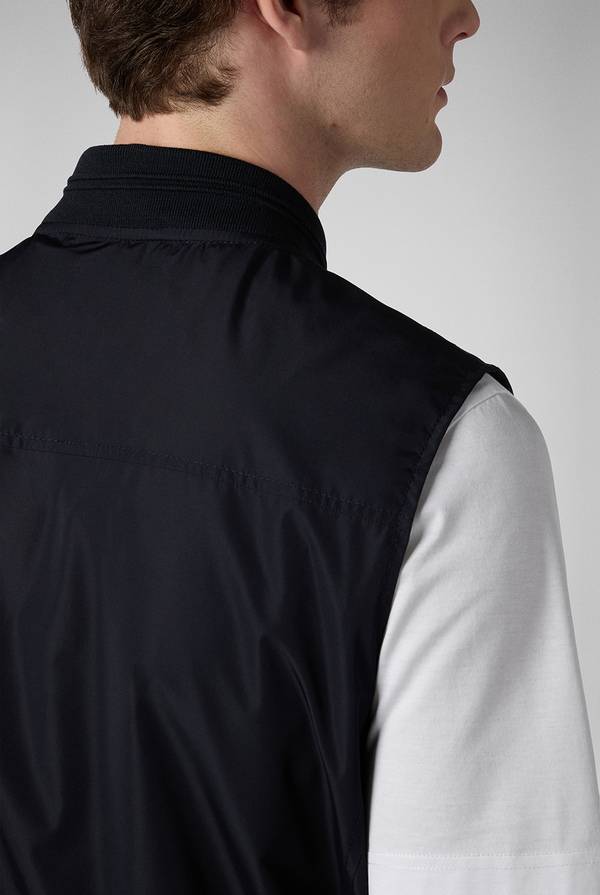 Lab. Pal Zileri Outerwear gilet in nylon ultra leggero Consegna Veloce
