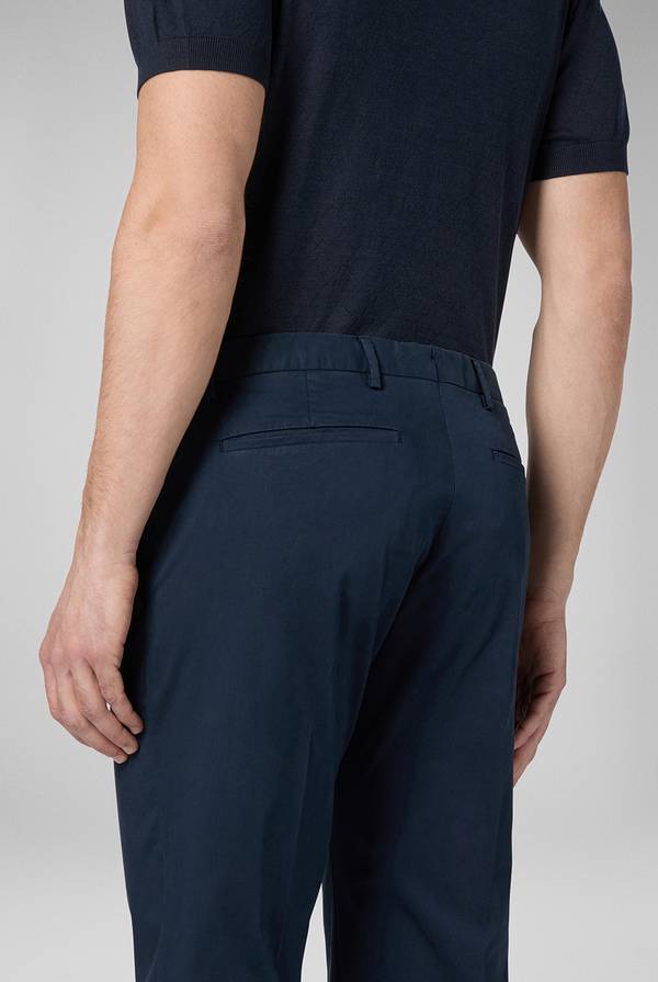 Lab. Pal Zileri Chino in cotone stretch tinto in capo Saldi