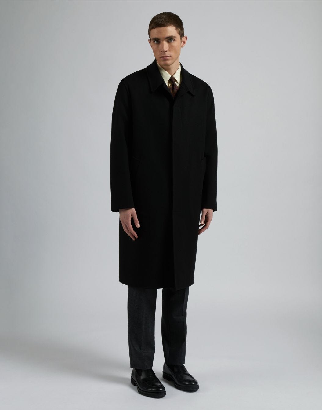 Lardini Cappotto monopetto nero in lana con finta davanti Consegna Veloce