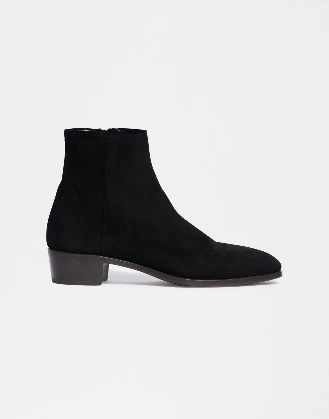 Lardini Stivaletto nero in pelle di ovino scamosciata 2025