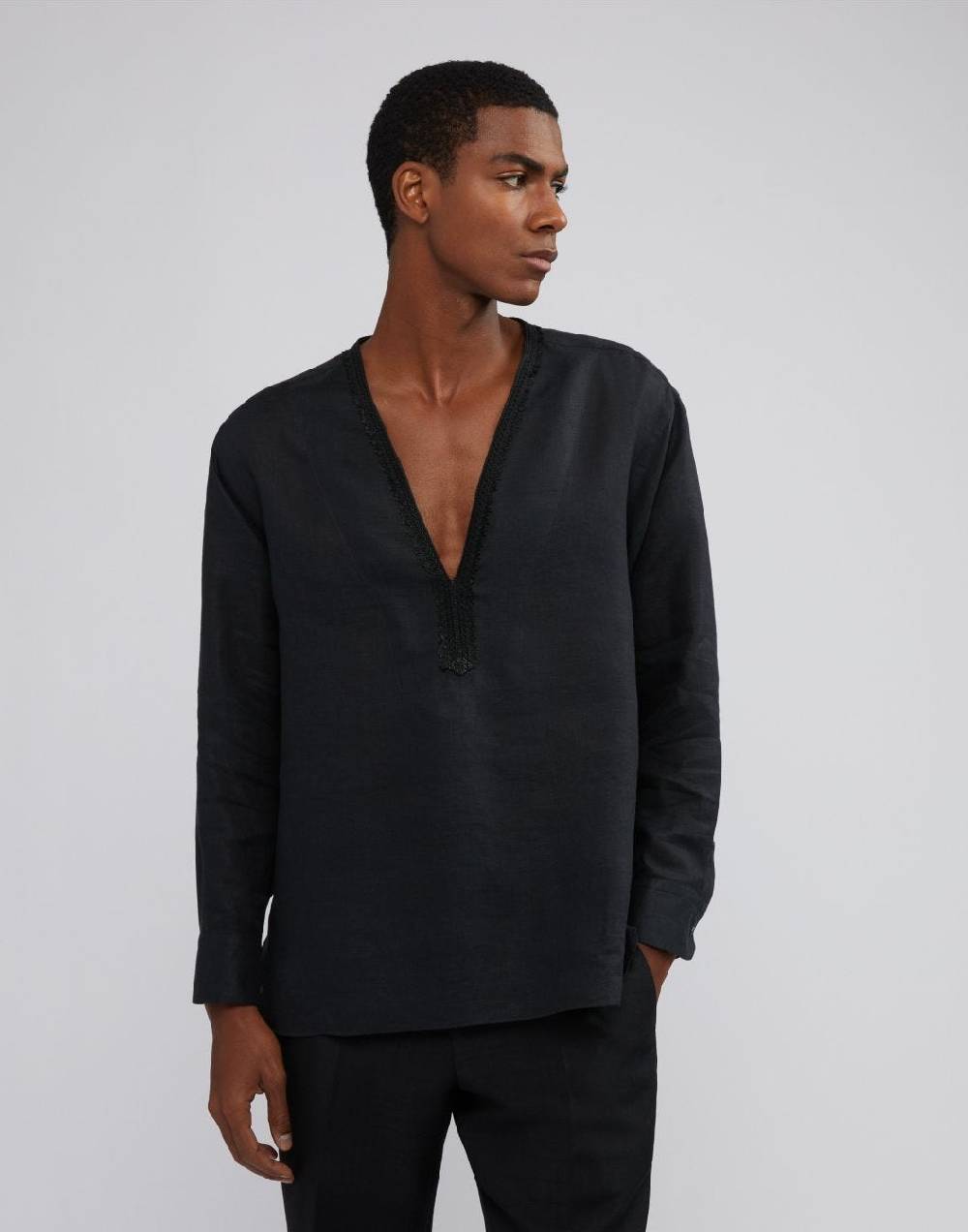 Lardini Camicia in tela di lino nera senza collo Nuovo