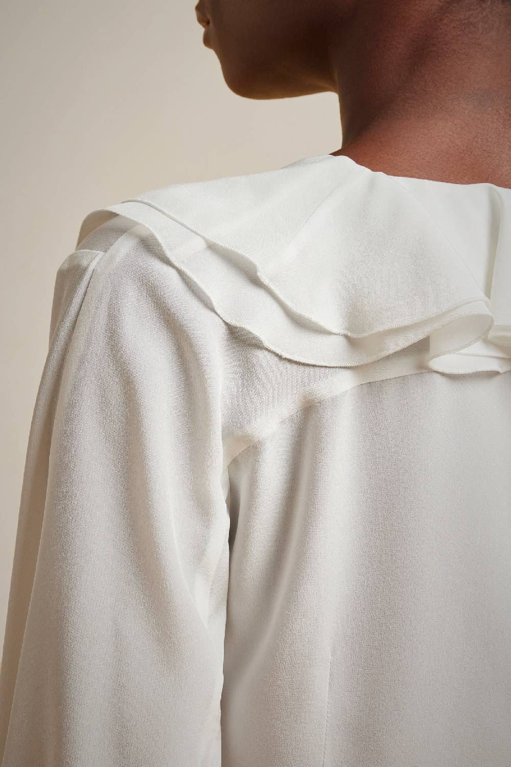Liviana Conti CAMICIA CON VOLANT S4FF4SS03A08-1.38 Fino Al -60%