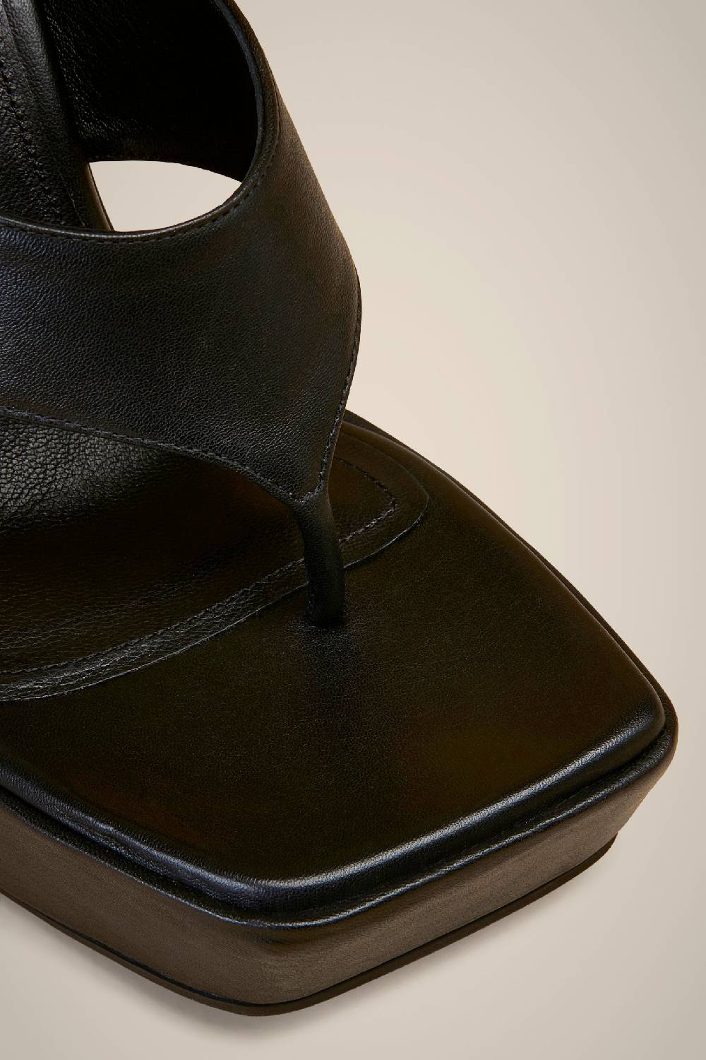 Liviana Conti MULE PLATFORM INFRAD S4AA4SC79Y69-0.36 Sconto