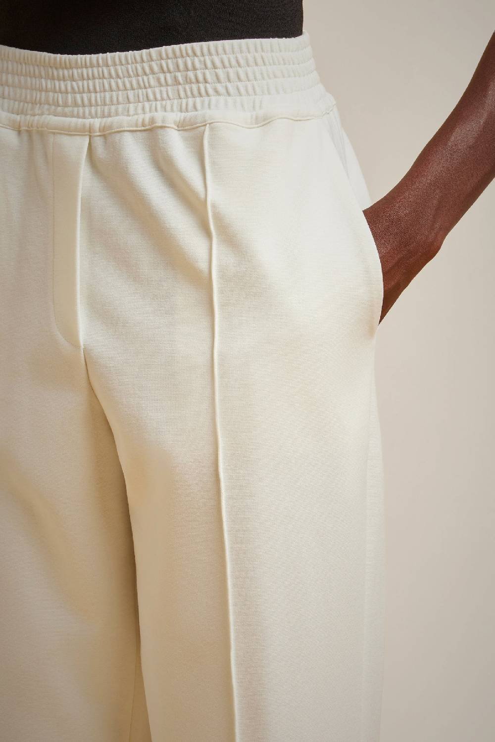 Liviana Conti PANTALONE S4FF4SI81A08-1.38 2025