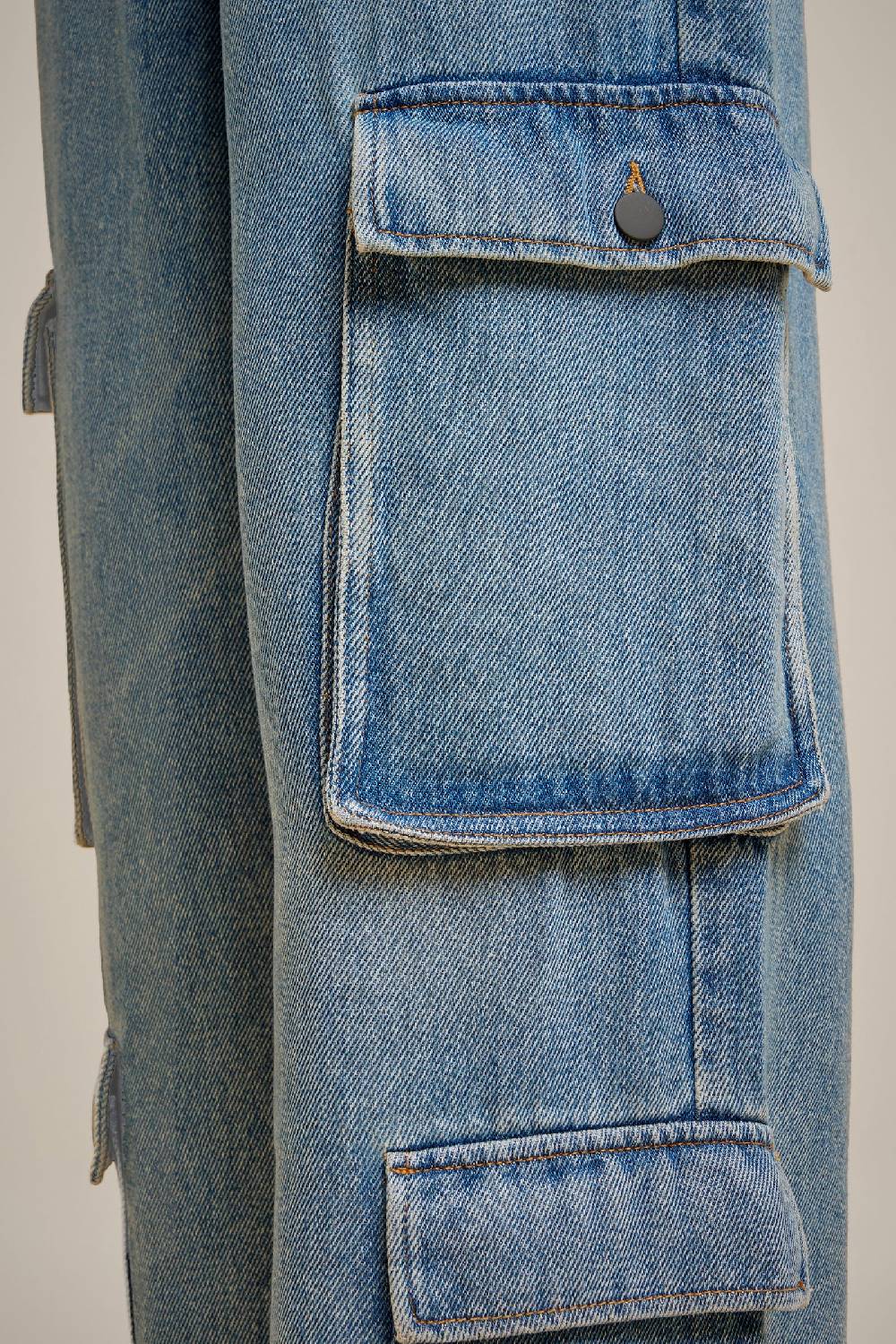 Liviana Conti CARGO JEANS S4LL4SY85JNS38.26 Lightning offer