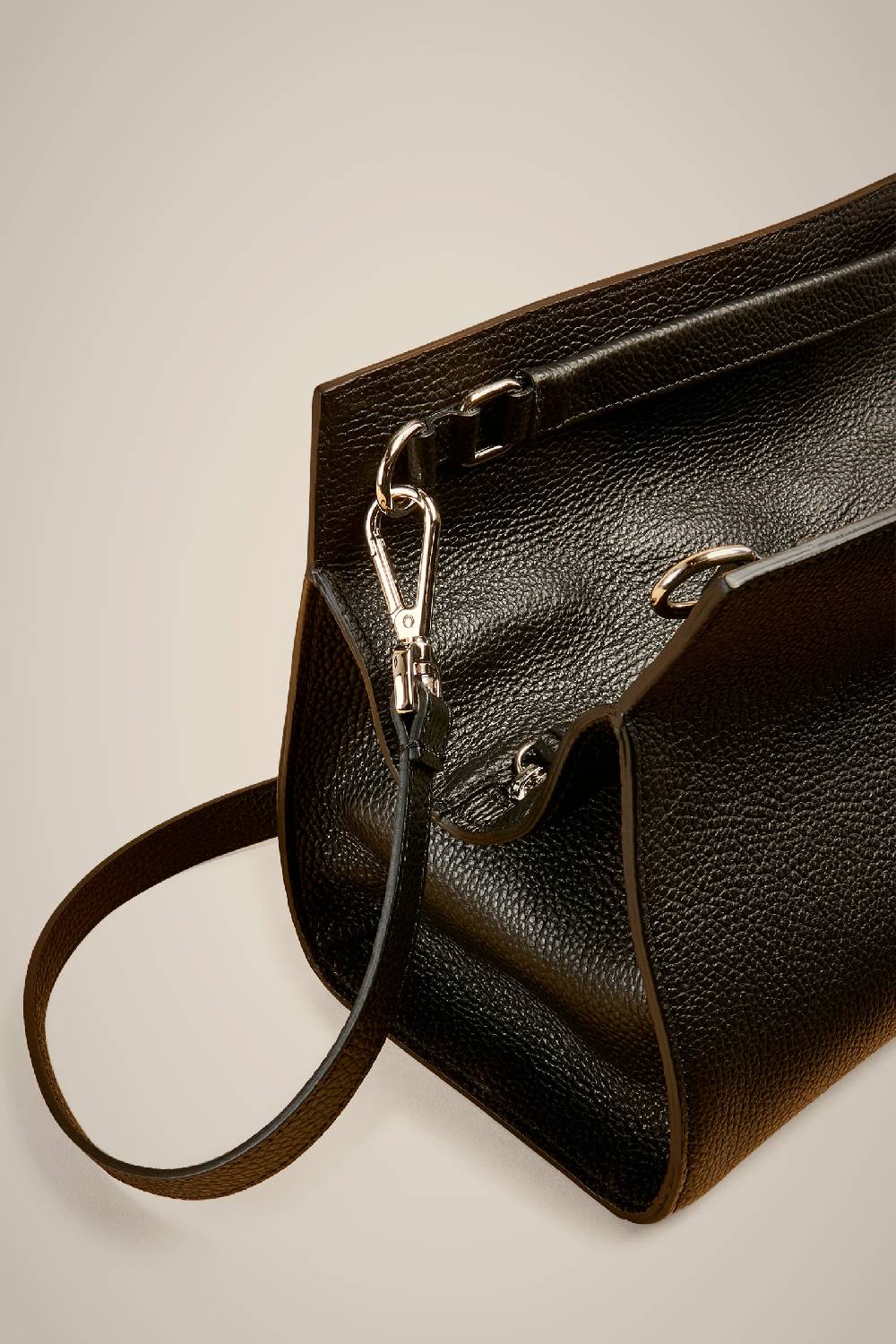 Liviana Conti CLUTCH DOPPIA MANIGL S4AA4SA01Y69-0.NR Vendita Calda
