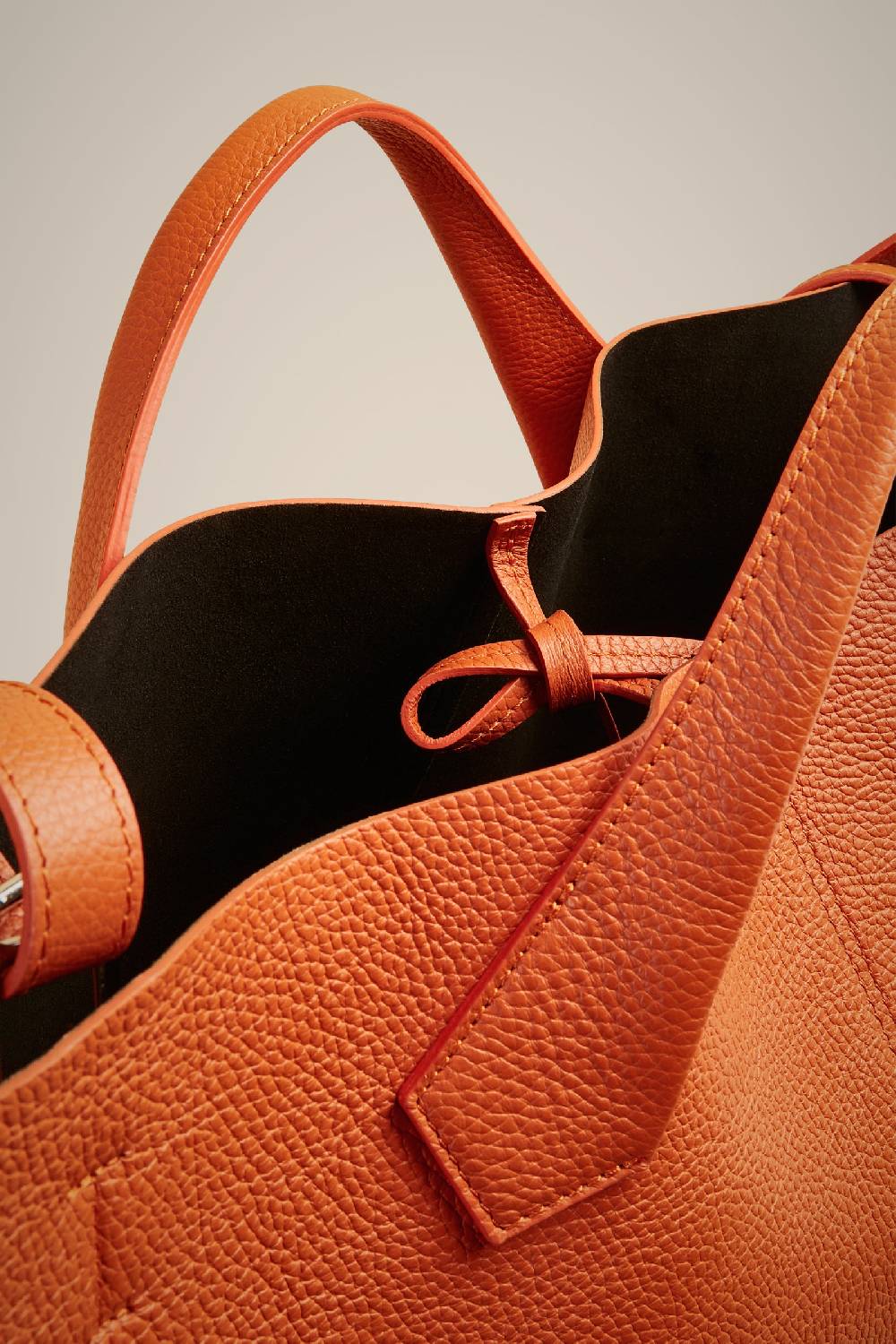 Liviana Conti MAXI TOTE TRACOLLA S4AA4SA05C36-0.NR Soddisfazione Garantita