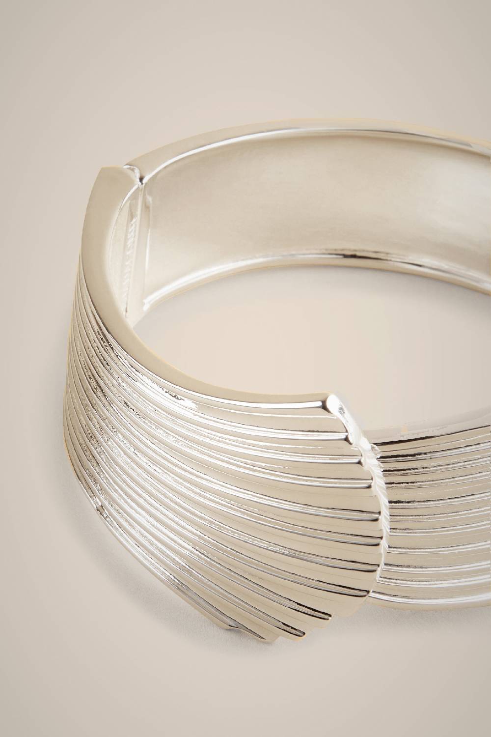 Liviana Conti BRACCIALE ZIGRINATO S4AA4SJ02Z07-0.NR Vendita Calda