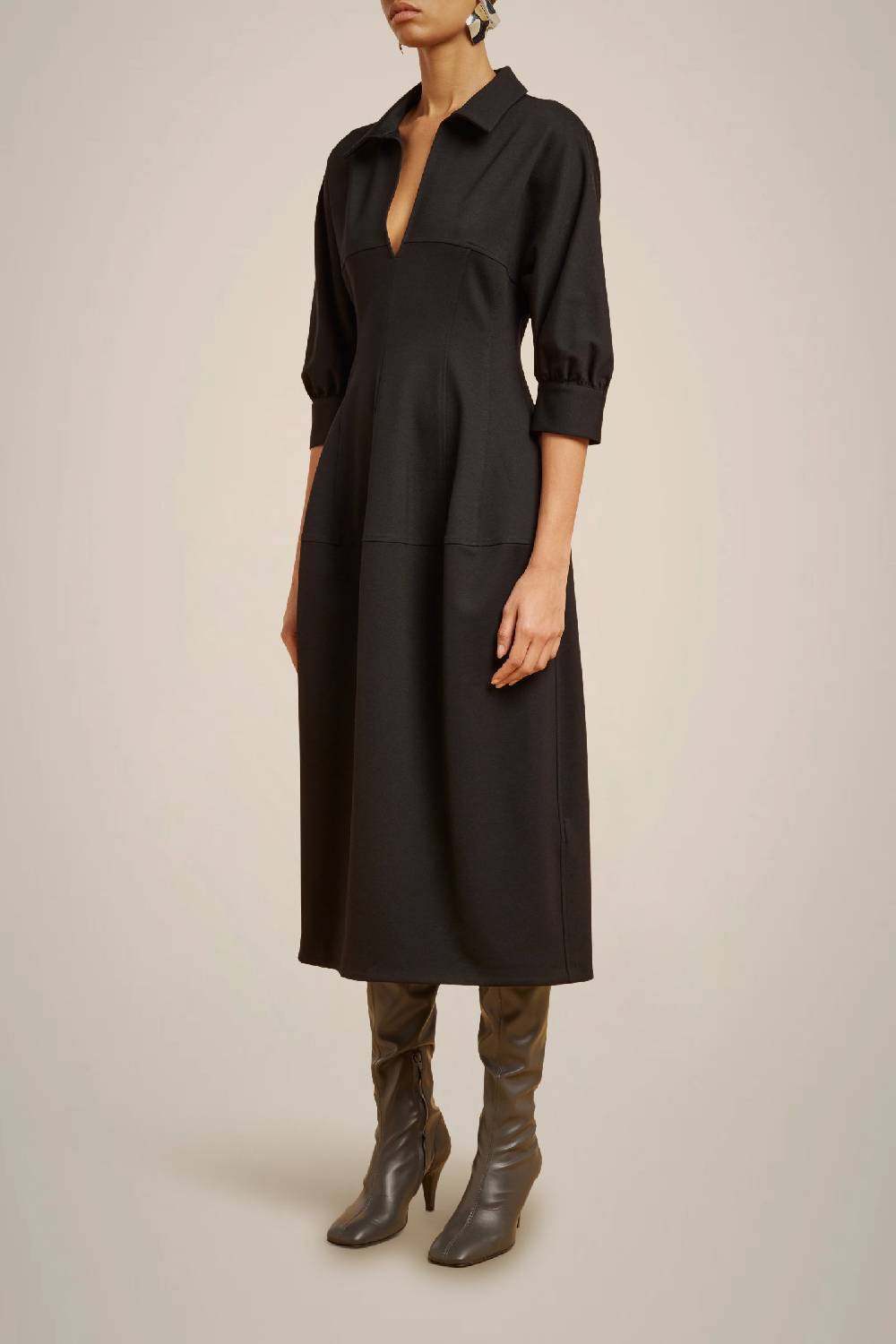Liviana Conti ABITO SCOLLO A V W4LL4WI36Y69-0.38 Offerta