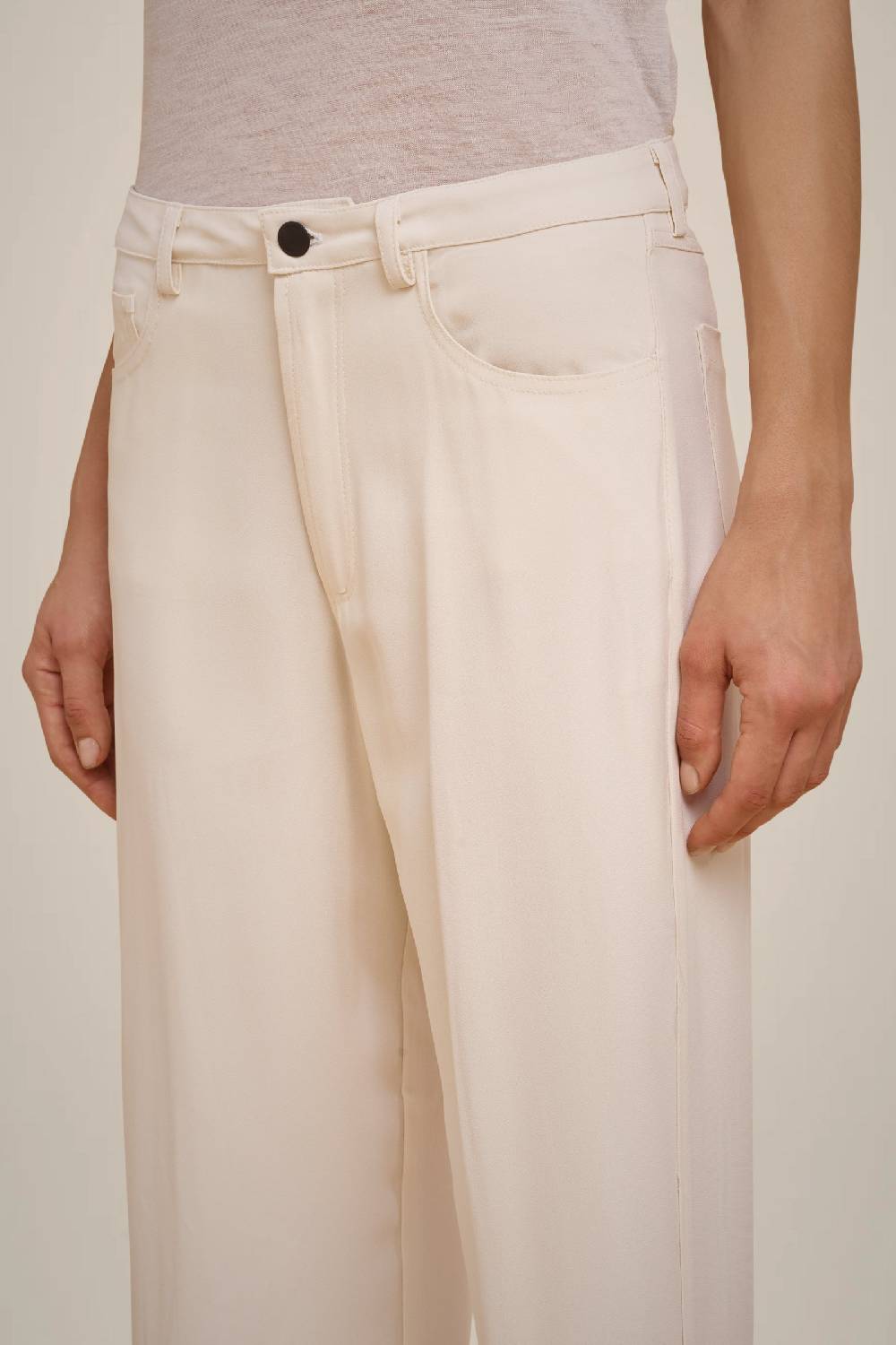 Liviana Conti PANTALONE 5 TASCHE W4FF4WS48A10-2.38 Presa