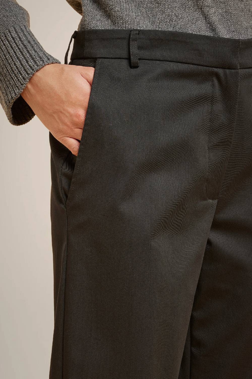 Liviana Conti PANTALONE AFFUSOLATO W4LL4WO77Y69-0.38 Promozione