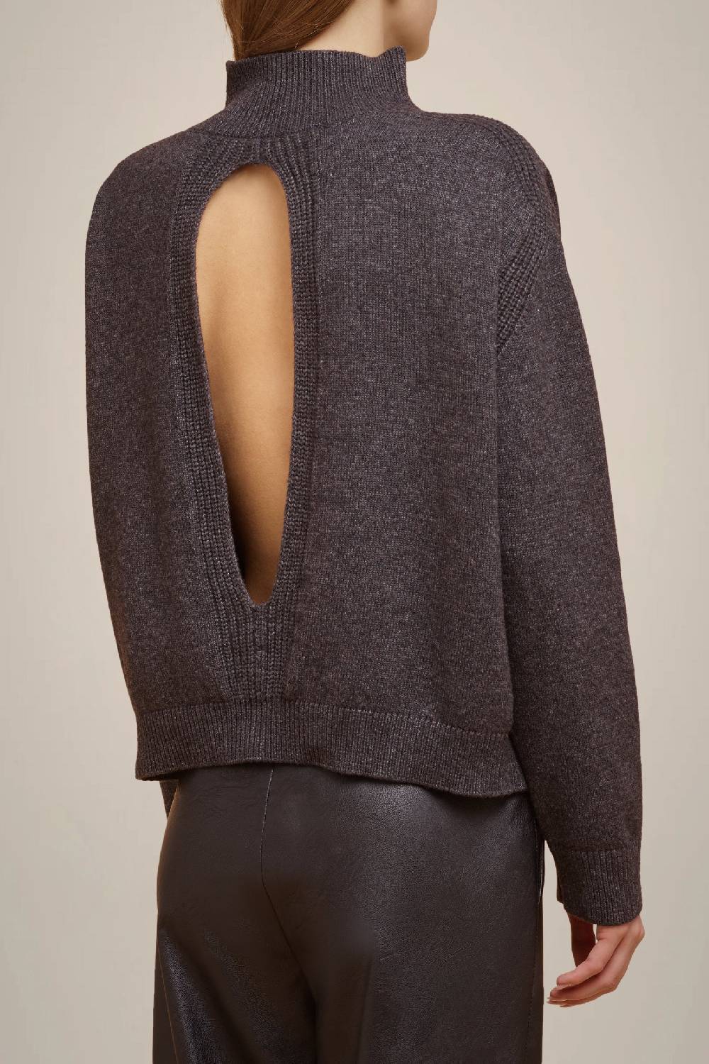 Liviana Conti MAGLIA CUT-OUT W4FF4WC19Y49-0.S Acquista Ora