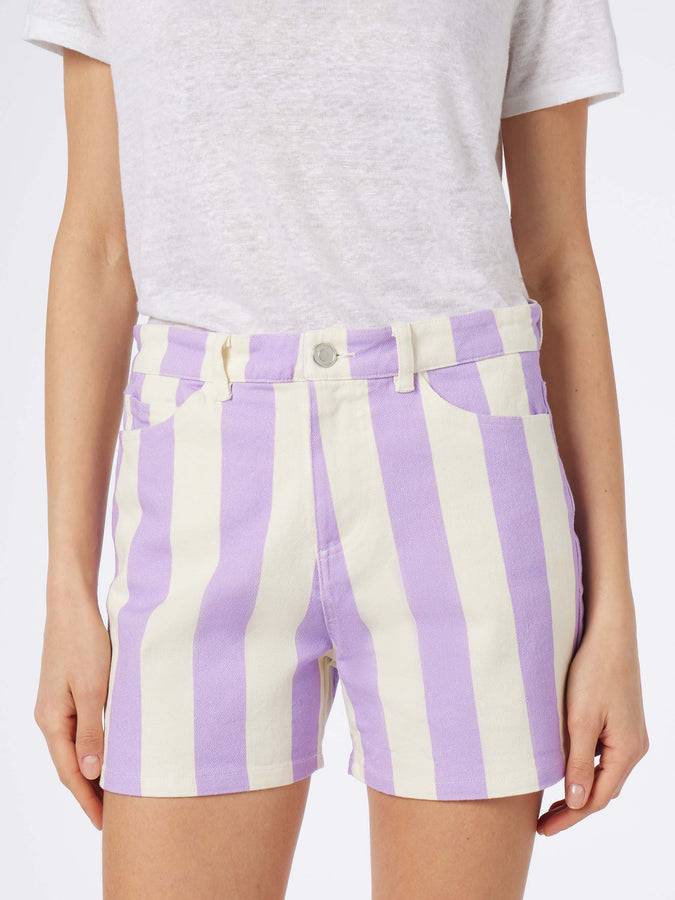 Mc2 Saint Barth Bermuda da donna Cancun in denim stampa righe lilla Saldi Di Fabbrica