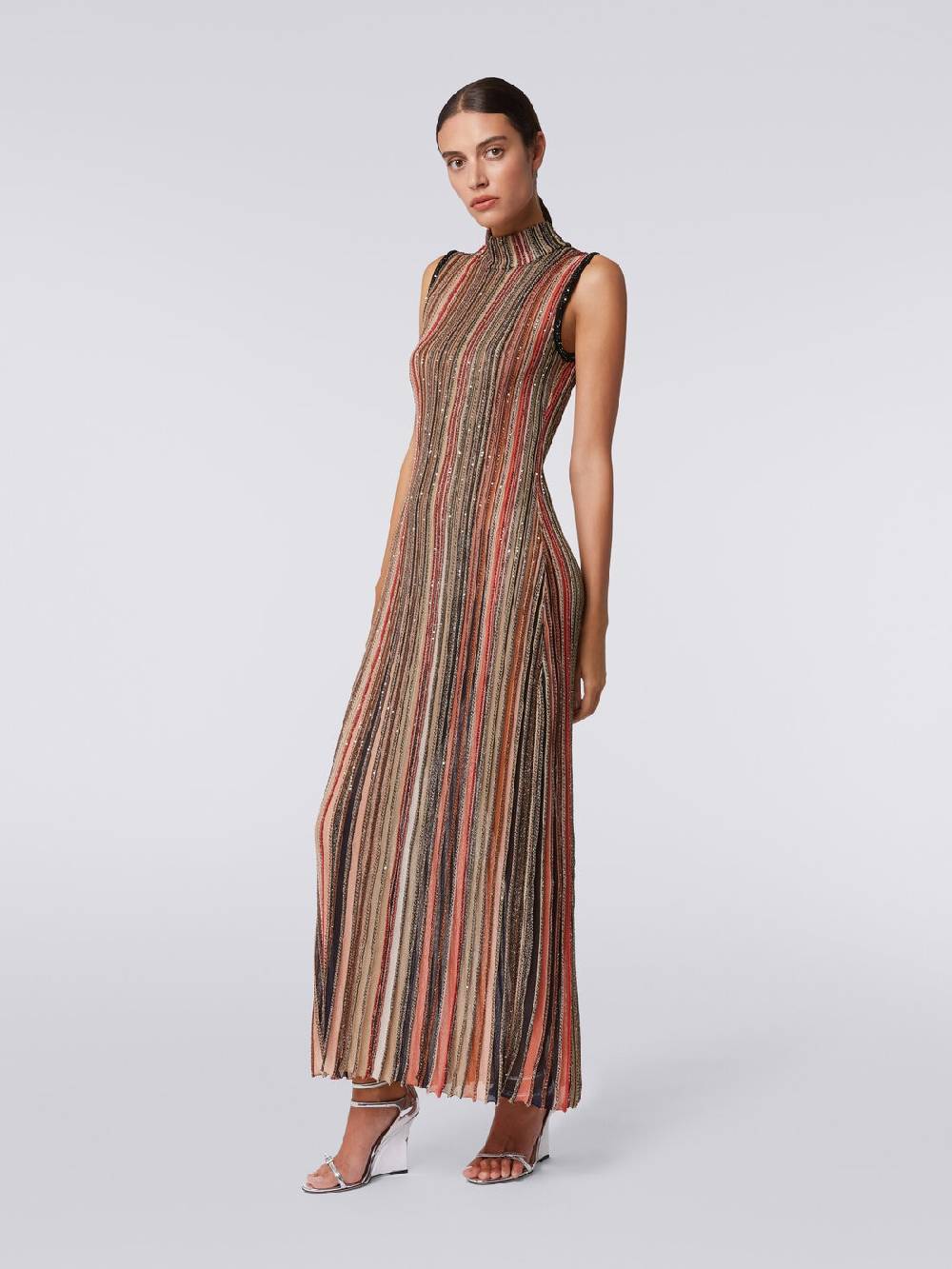 Missoni Abito lungo in maglia a righe verticali con paillettes 2025