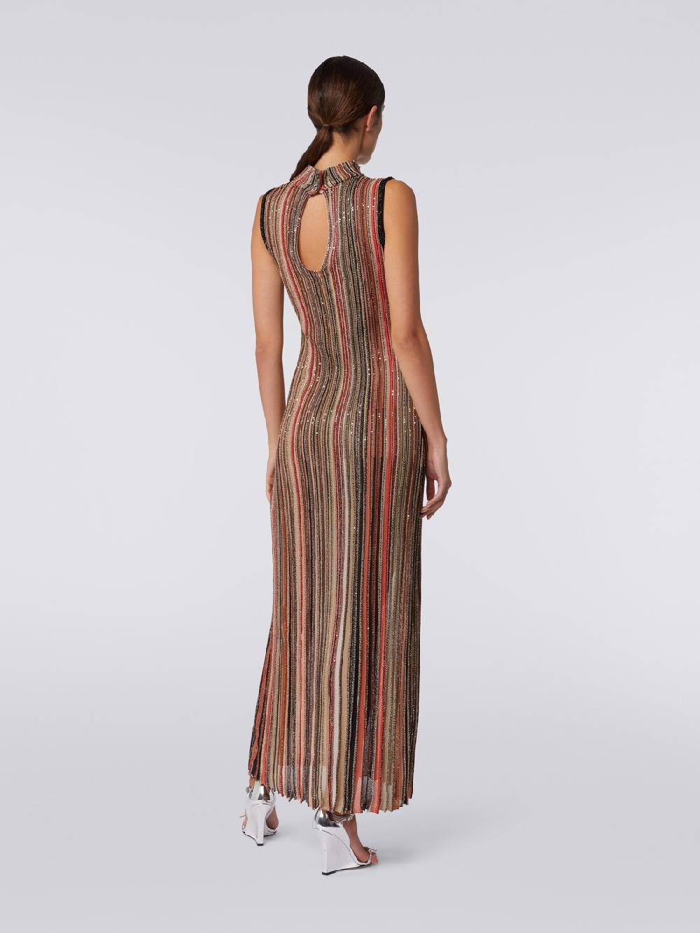 Missoni Abito lungo in maglia a righe verticali con paillettes 2025