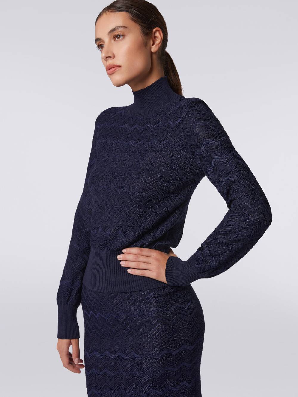 Missoni Pullover a collo alto in viscosa e lana chevron Acquista Ora