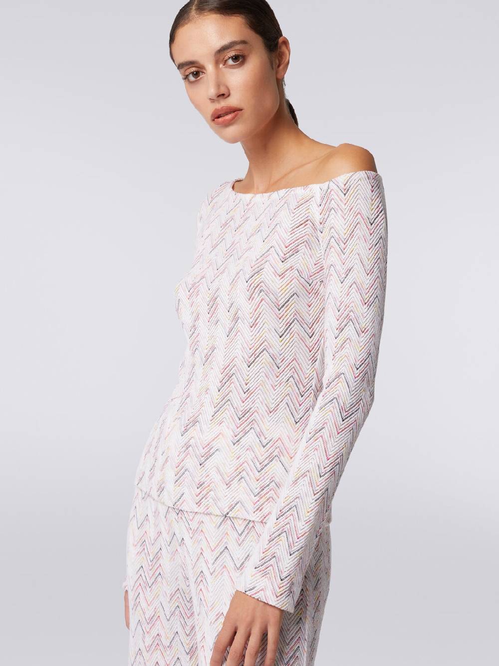 Missoni Pullover in lana e viscosa chevron con scollatura asimmetrica Moda