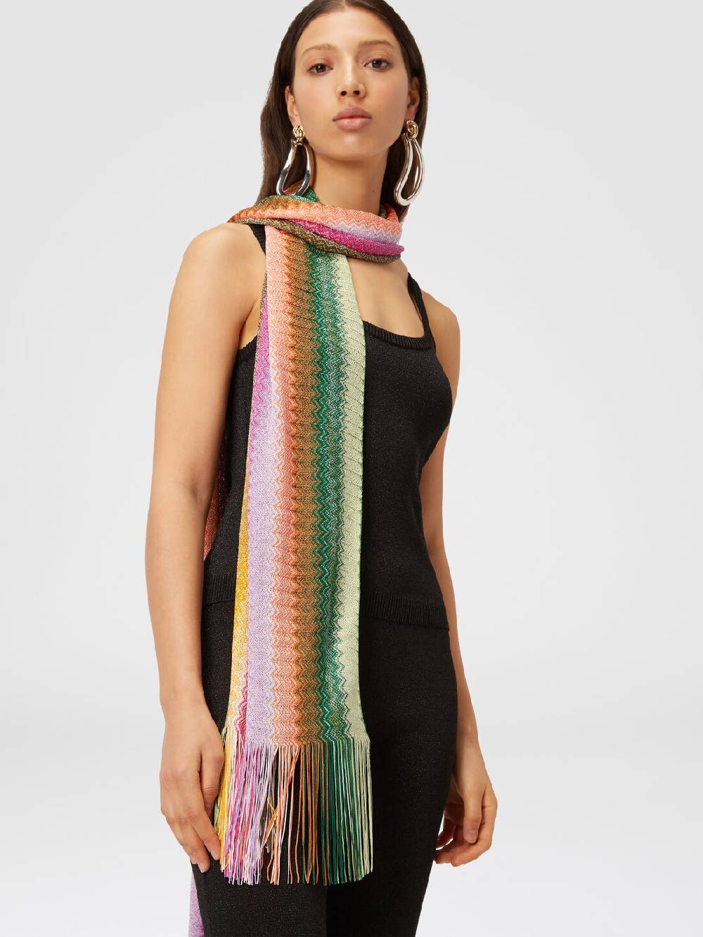 Missoni Sciarpa in maglia di viscosa chevron con frange Fino al 50% di sconto