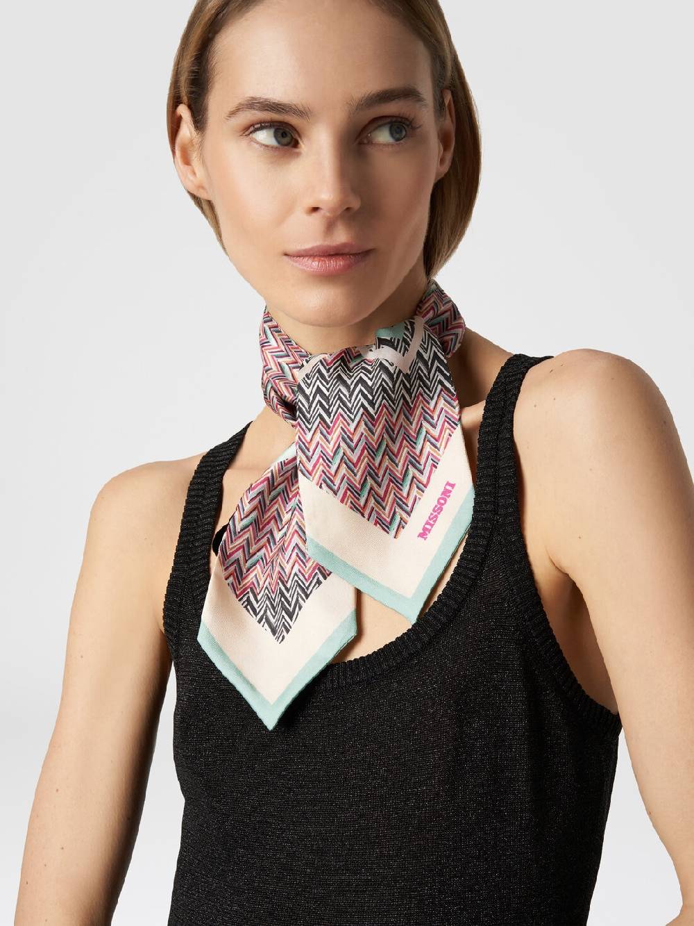 Missoni Foulard in seta zig zag Fino al 60% di sconto