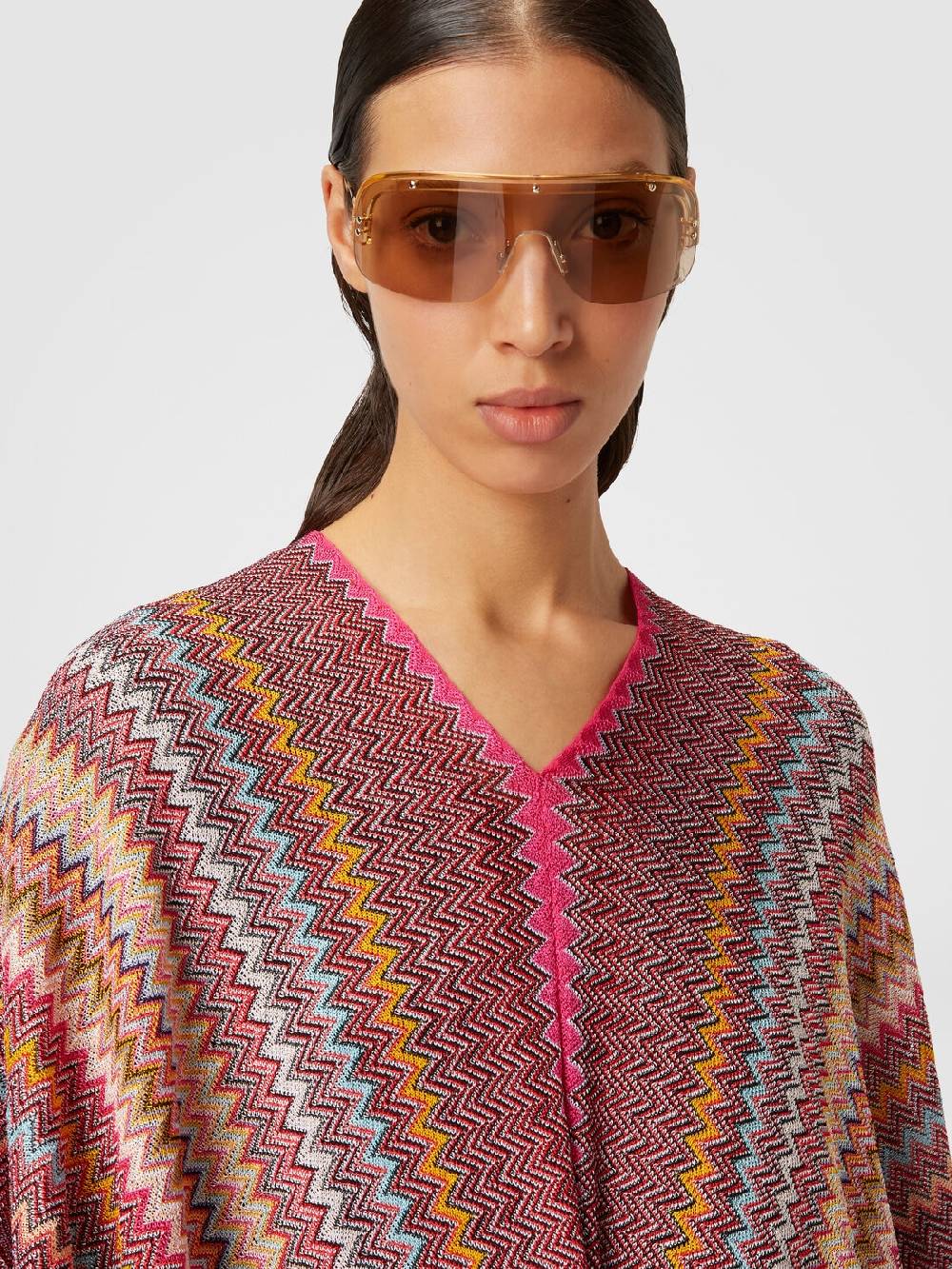 Missoni Poncho in maglia di viscosa zig zag con frange Sostegno trimestrale