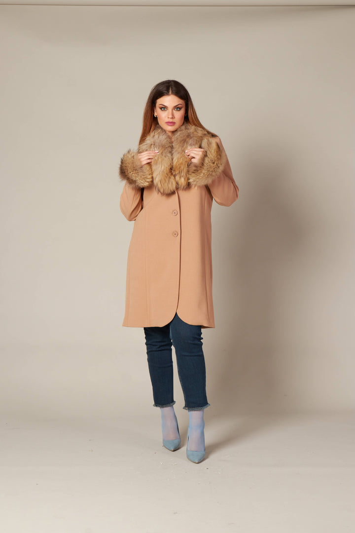 Oltre Tempo Cappotto con collo e polsi in pelliccia Soddisfazione Garantita