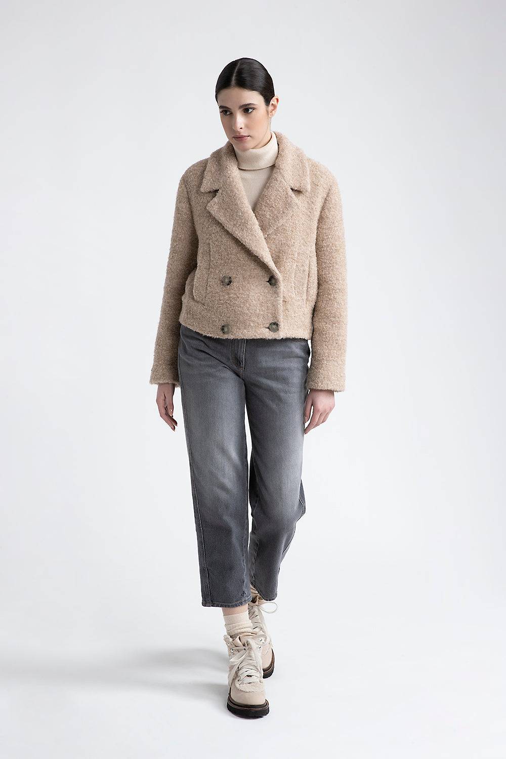 Peserico Blazer crop in panno bouclé di lana e alpaca Fino Al -60%