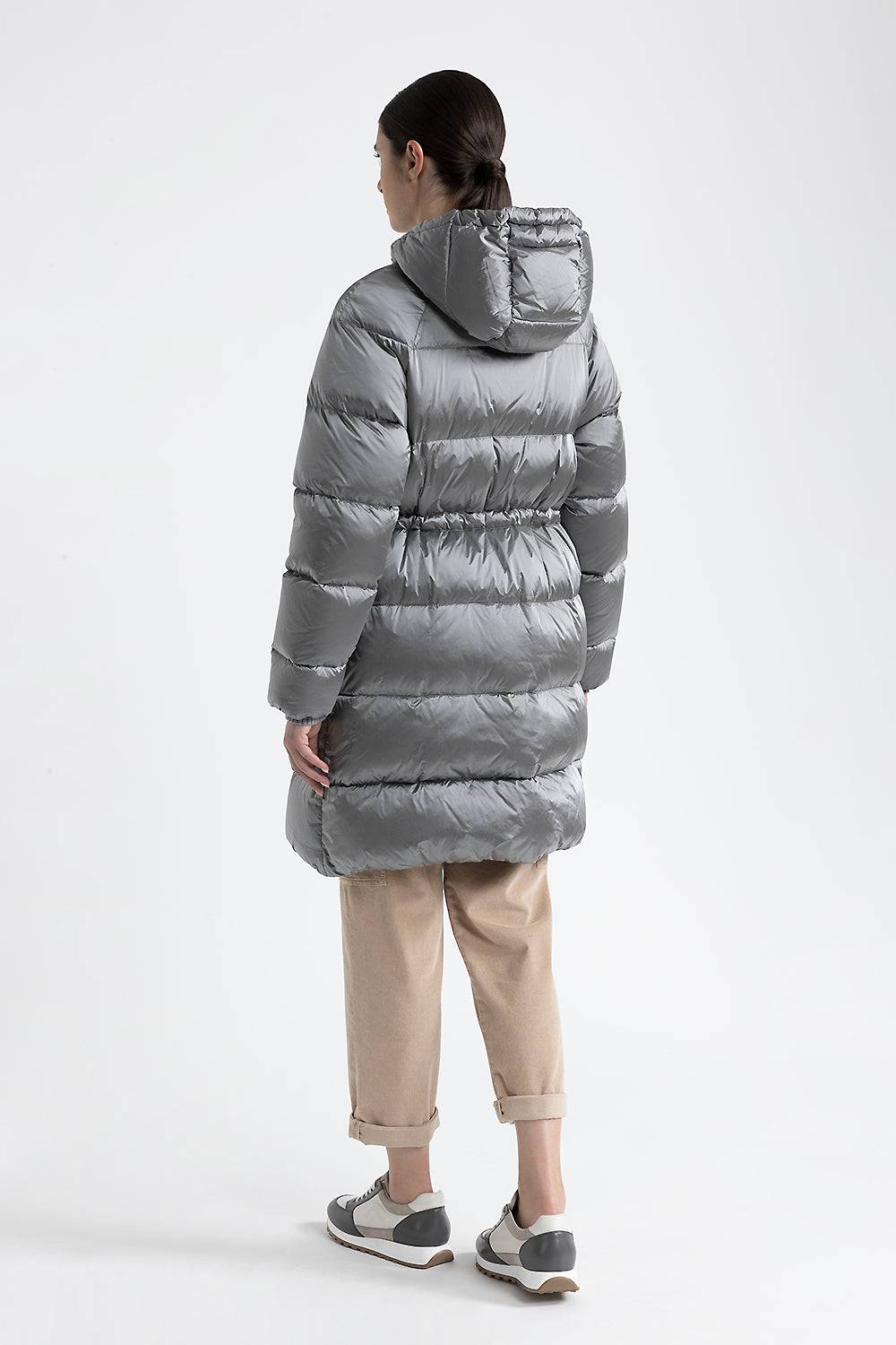 Peserico Piumino lungo con cappuccio in twill di nylon WR Novità