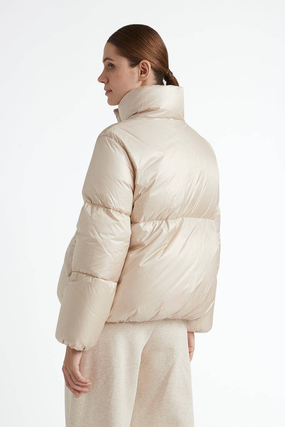 Peserico Piumino d'oca corto in nylon ultraleggero Sconto