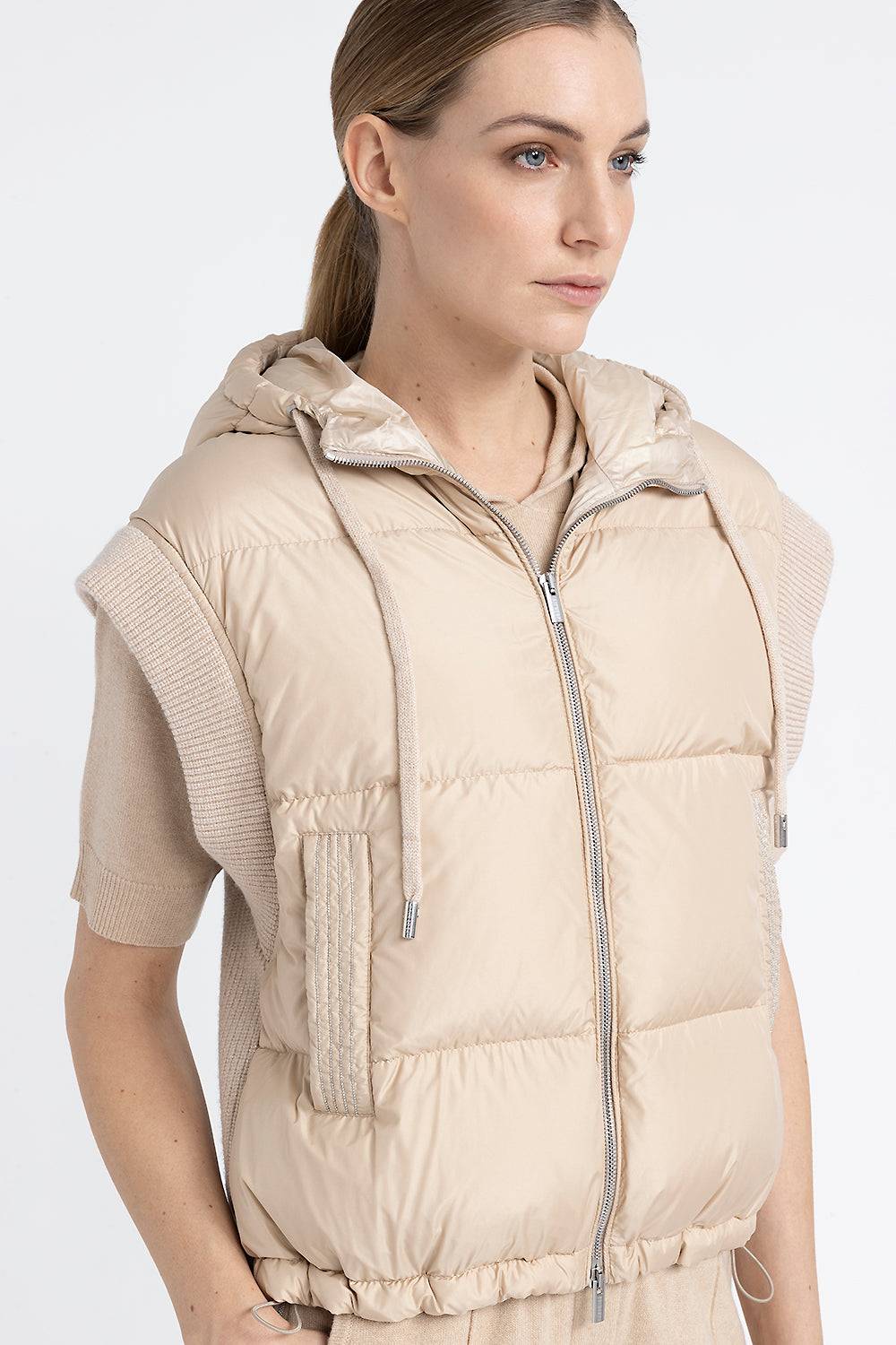 Peserico Gilet in piuma con cappuccio in lana e microfibra Italy