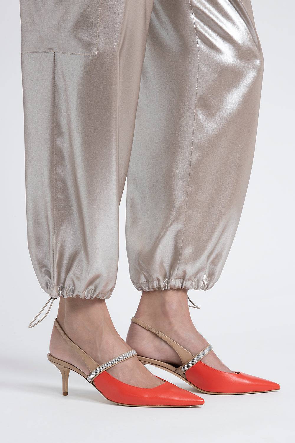 Peserico Pantalone baggy in fluido twill di viscosa laminato argento Sconto