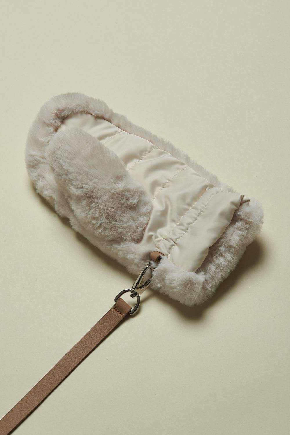 Peserico Guanto muffola in eco-pelliccia e nylon Limitato a 3 giorni