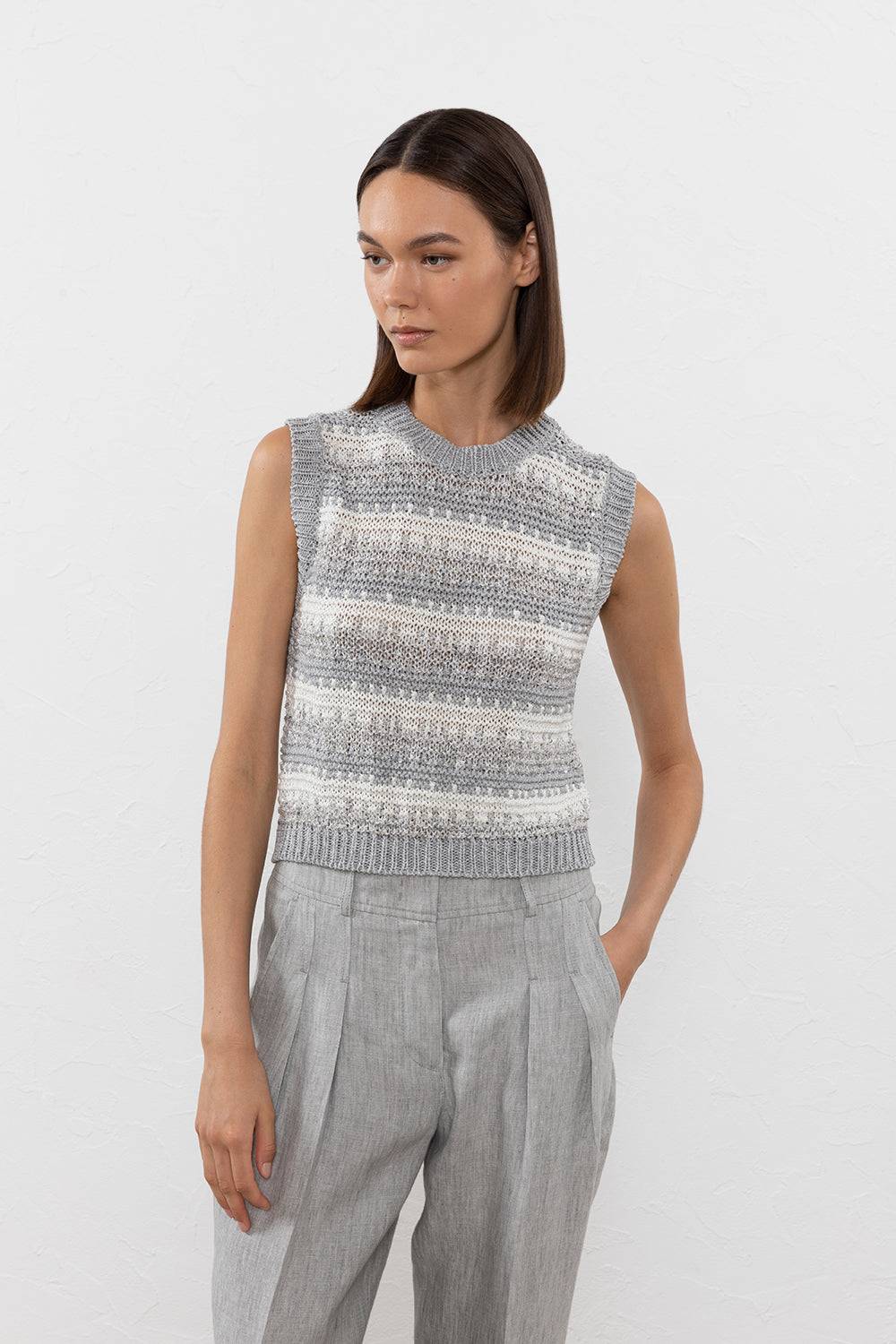 Peserico Top in filato di viscosa, lino, lurex e paillettes In Vendita