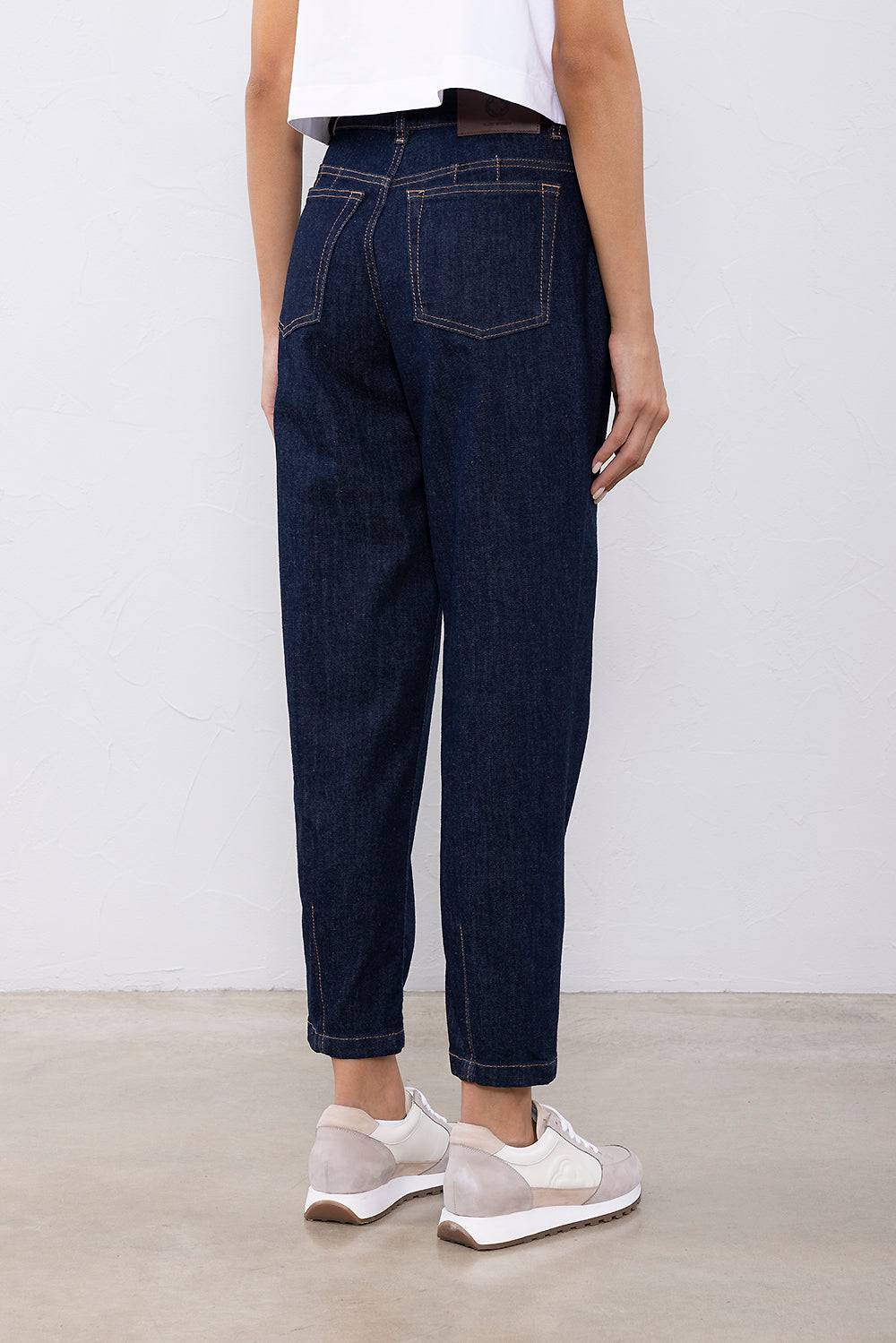 Peserico Pantalone in leggero denim in cotone comfort Liquidazione