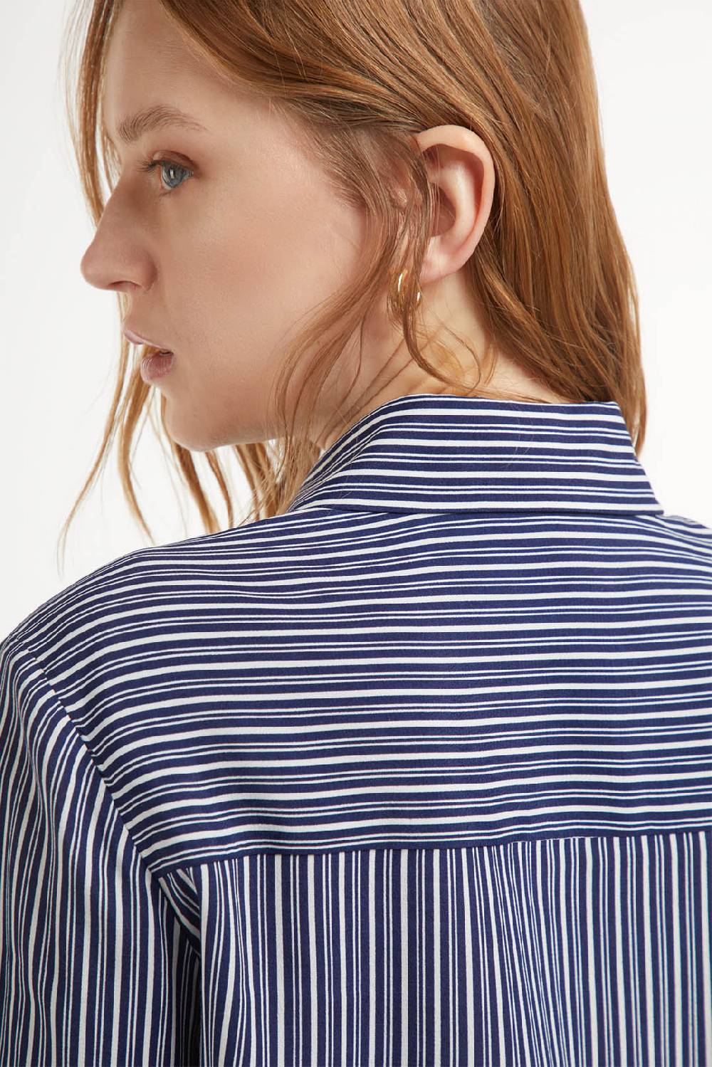 Piazza Sempione Camicia slim a maniche lunghe con stampa righe Novità