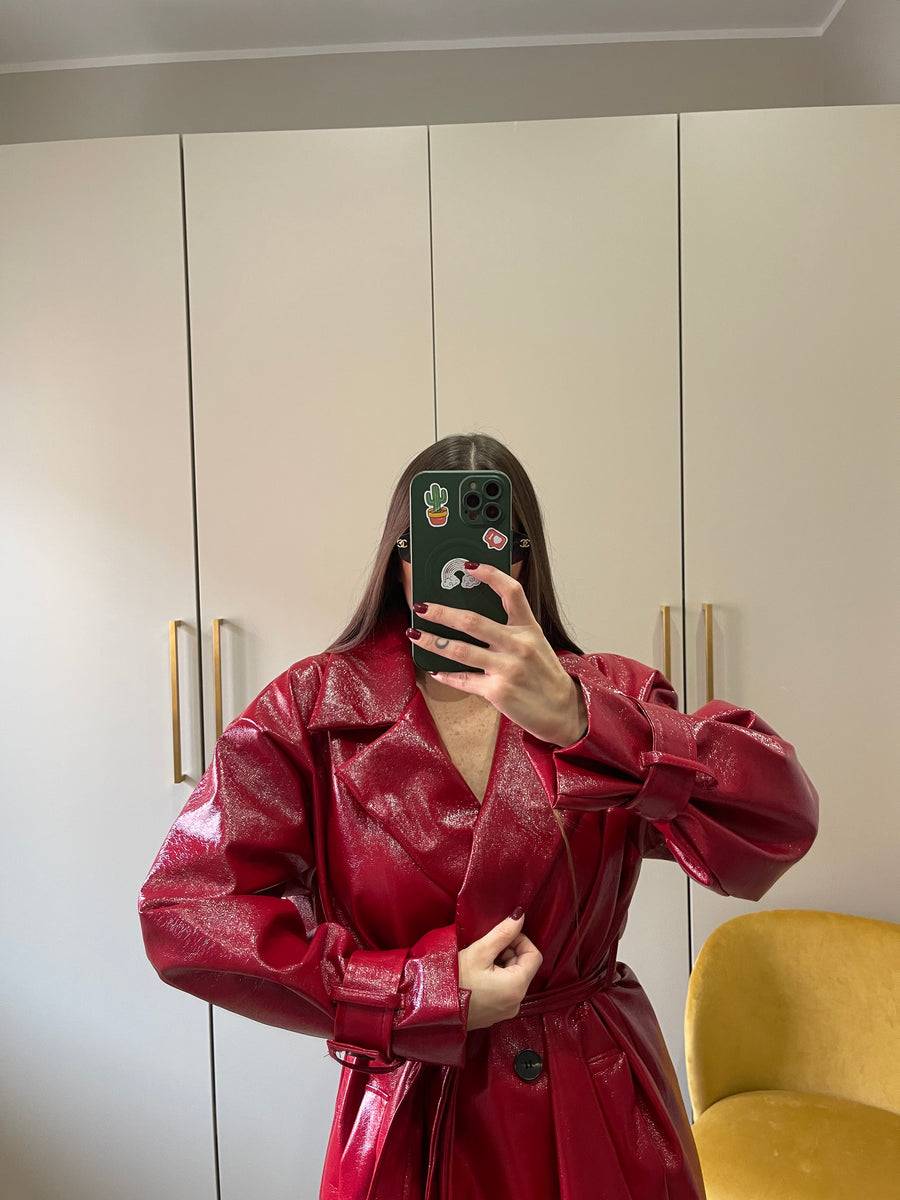 Lovely Sisters Trench in vinile rosso Nuova