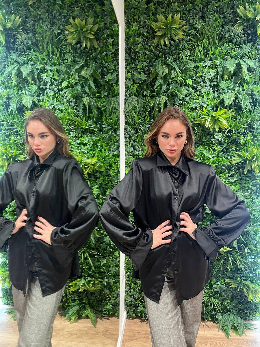 Lovely Sisters Camicia effetto raso nera Spedizione Gratuita
