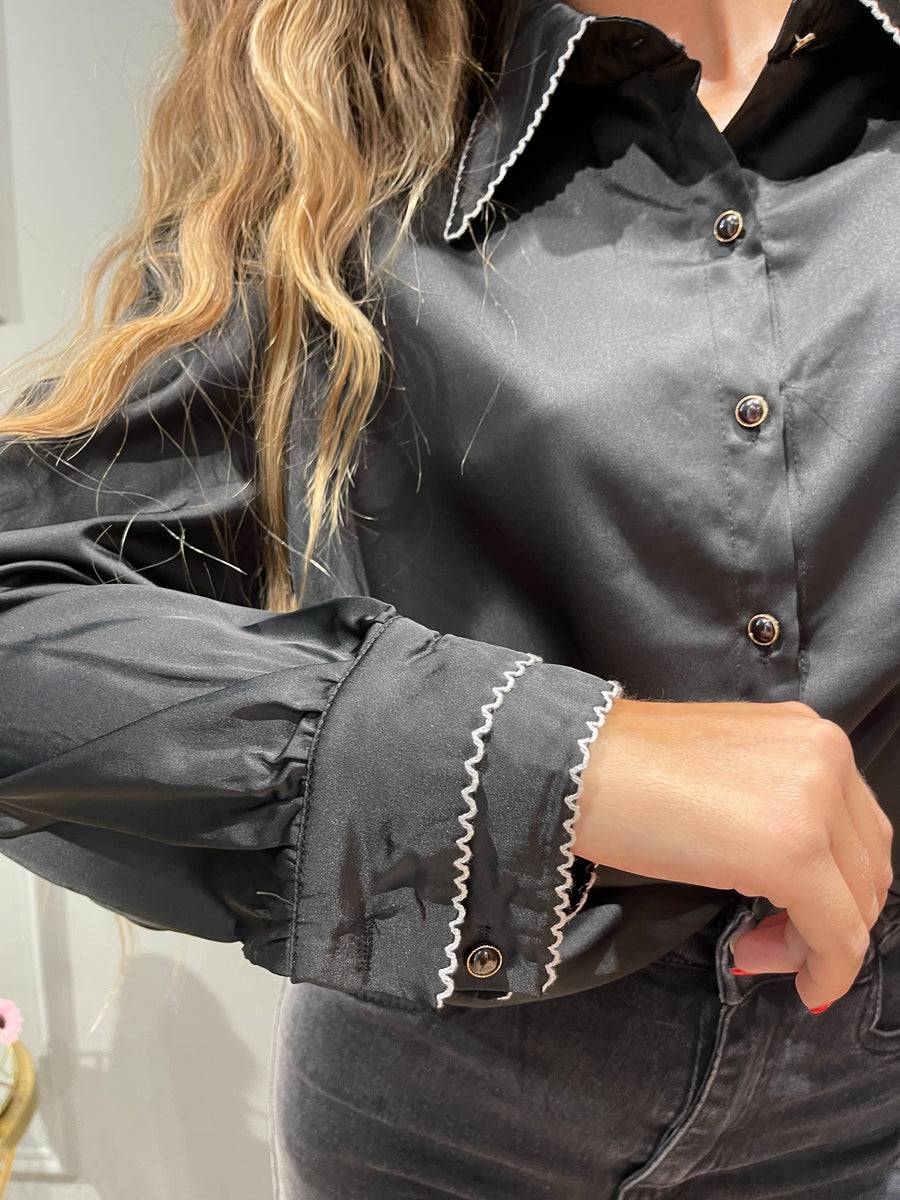 Lovely Sisters Camicia chic nera Vendita
