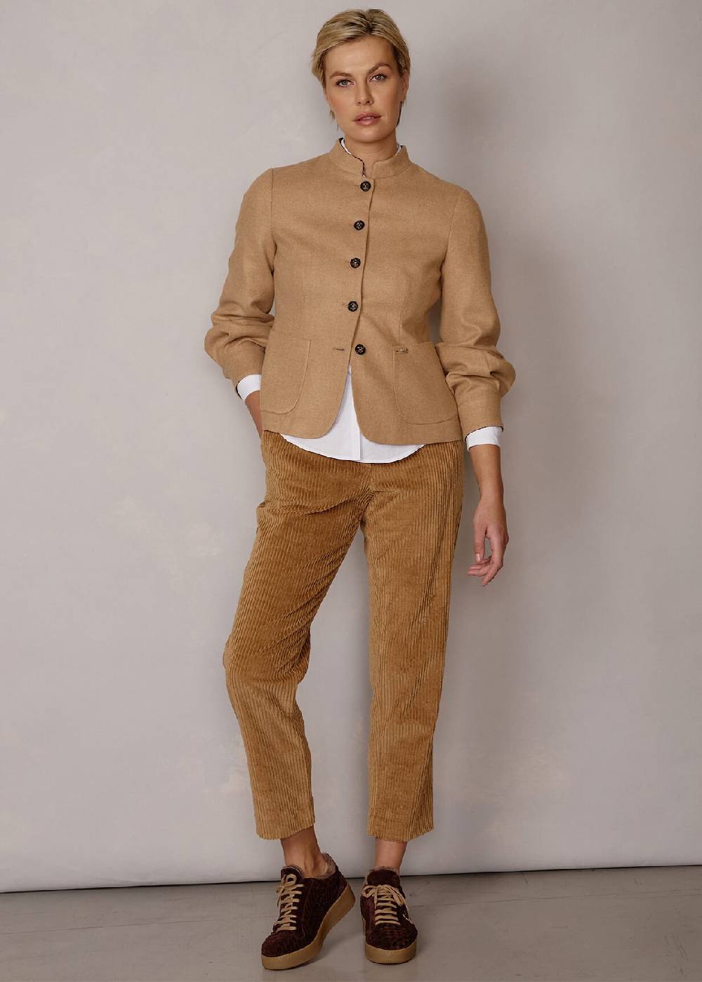 Luis Trenker Blazer di flanella con colletto alla coreana Luviola Offerta
