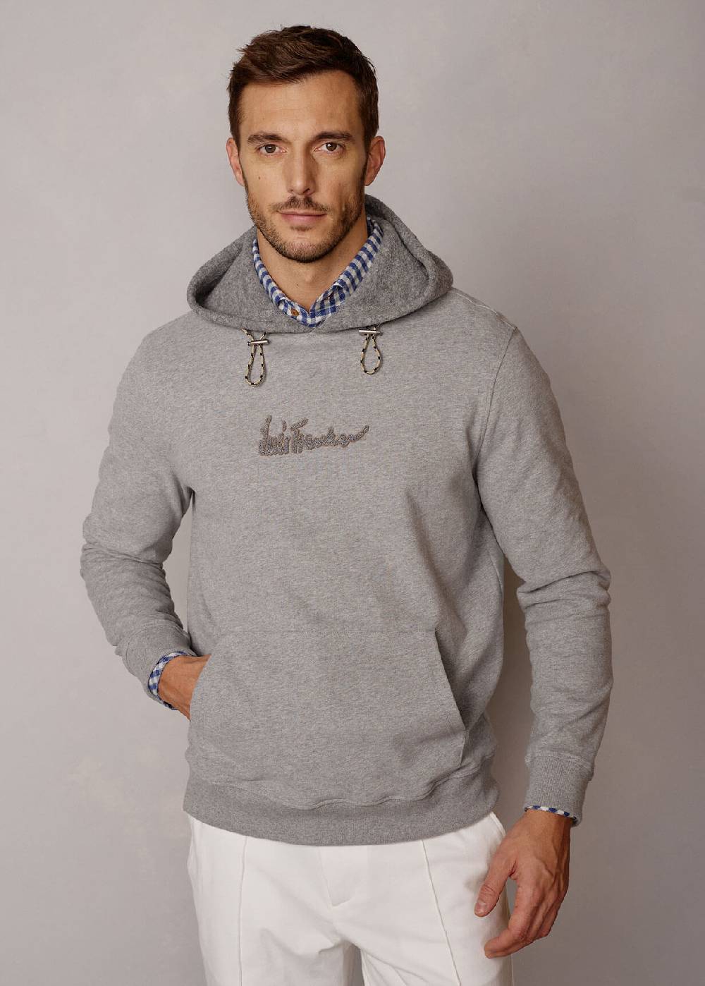 Luis Trenker Pullover con cappuccio e logo Luphilipp Vendita