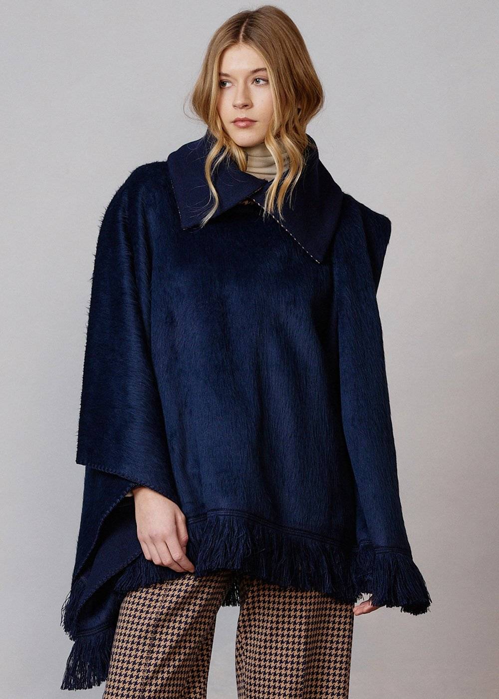 Luis Trenker Poncho con frange modello Lupiera Offerta per la Festa della Mamma