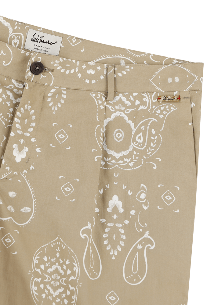 Luis Trenker Bermuda con stampa bandana modello Lubartl Offerte