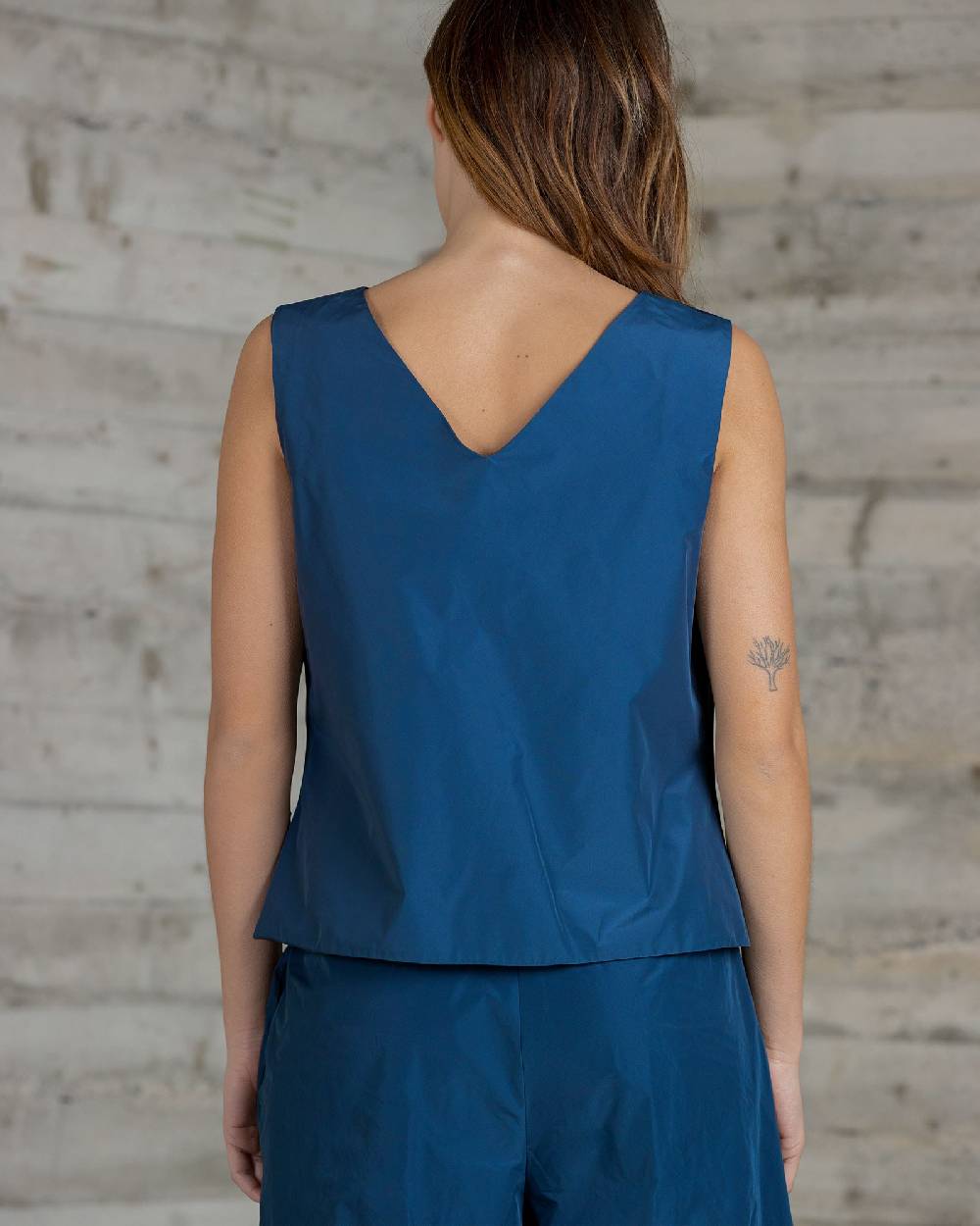Rialto 48 TOP CON ORLO SMERLATO Sconto