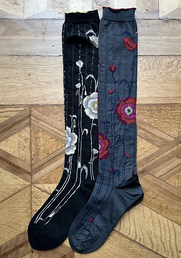 Rose & Lini ANTIPAST WOOL “BOLD BLOOM” AM-795HS LONG SOCKS CHARCOAL Vendita Economica