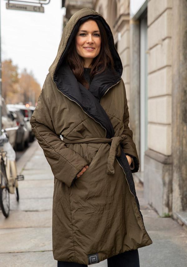 Rose & Lini KIMONORAIN REVERSIBLE “PARKA” JACKET GREEN & BLACK Sconto