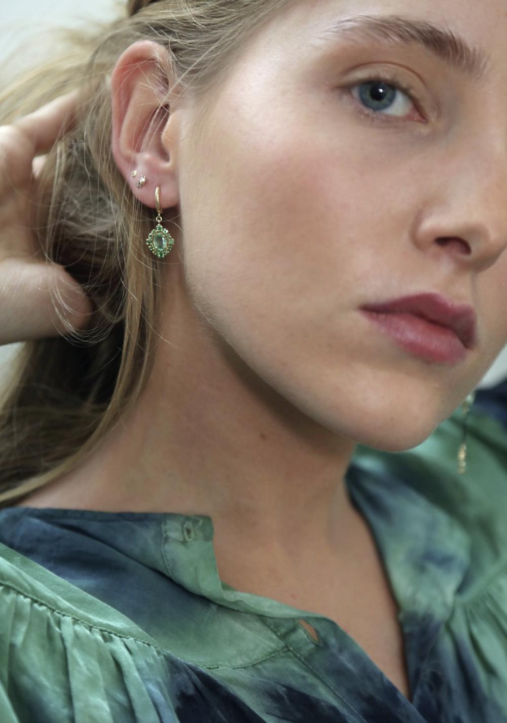Rose & Lini 5 OCTOBRE “MALO SHORT” GOLD EARRINGS Acquista Ora